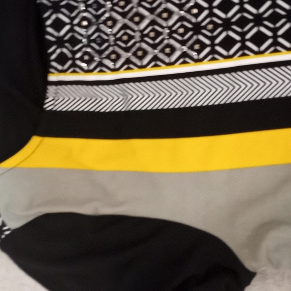 Top - Picture 3 of 8